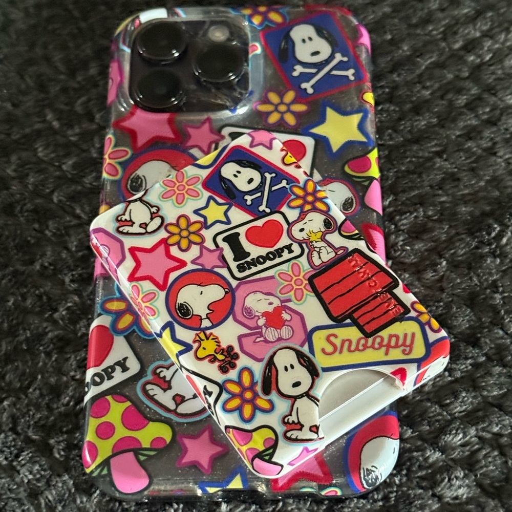 Velvet Caviar Snoopy iPhone 14 Pro Max case and matching mag safe wallet! EUC